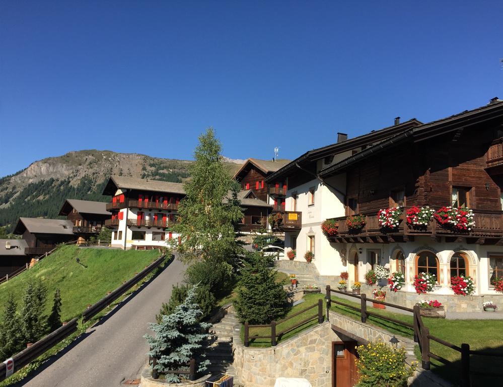 Casa Urbani Appartement Livigno Buitenkant foto