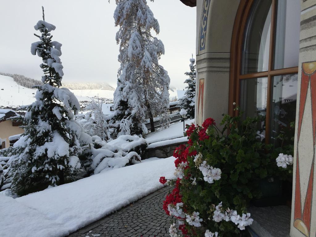 Casa Urbani Appartement Livigno Buitenkant foto